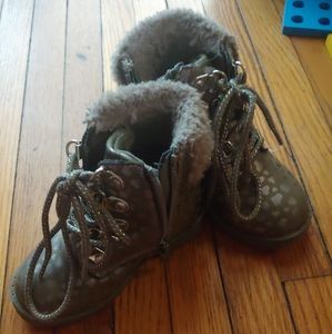 Toddler girl boots